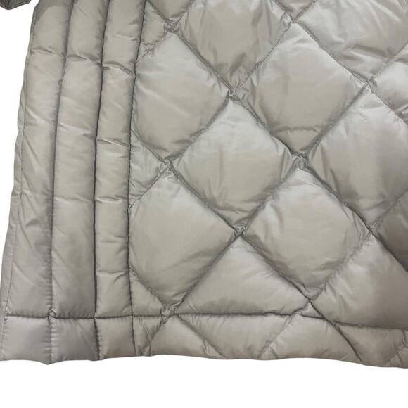 Michael Kors Women Tan Medium Lightweight Diamond Quilted Hooded Down Fill Coat - Picture 2 of 9